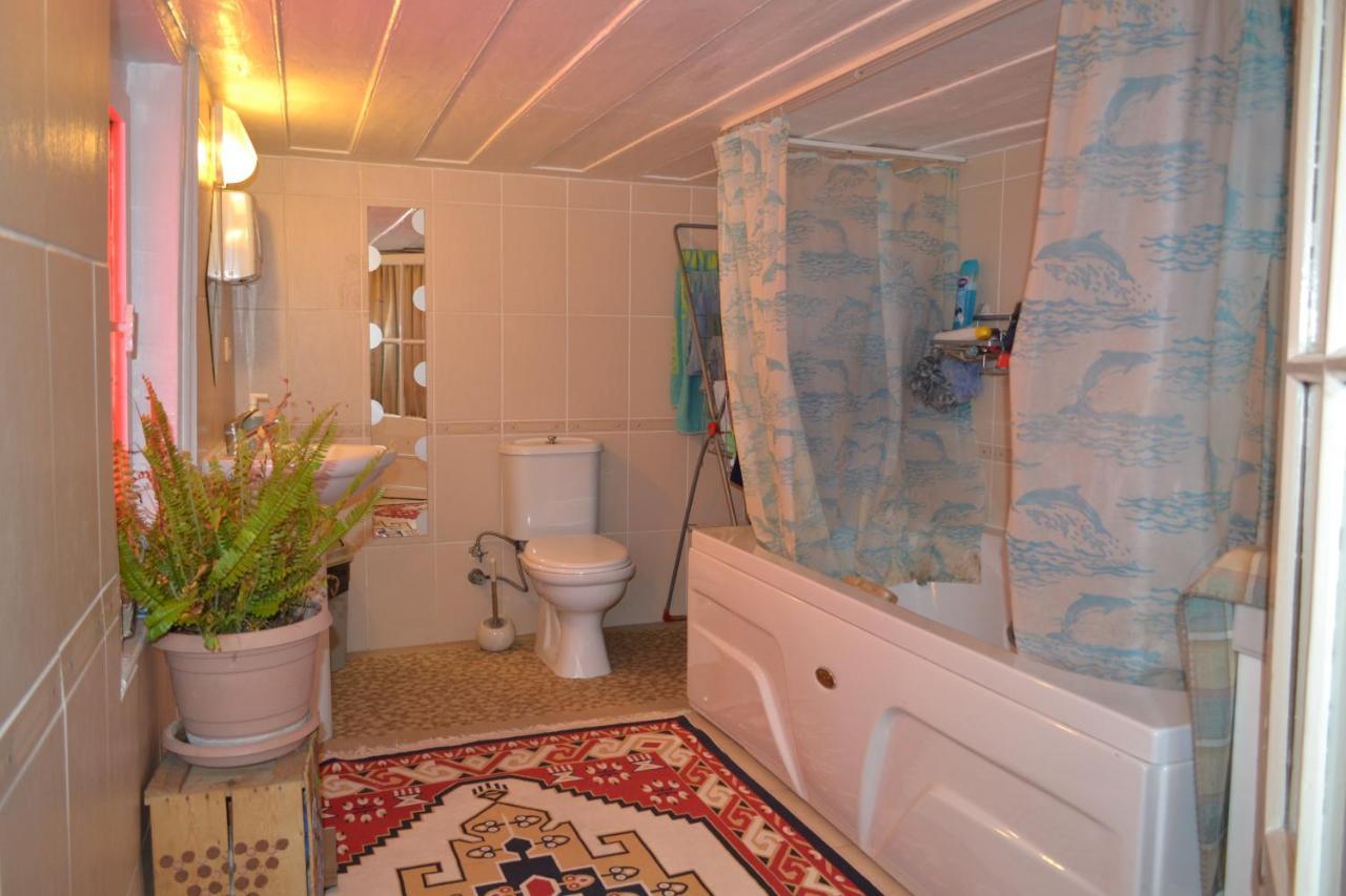 My Happy Home Hostel Измир Екстериор снимка