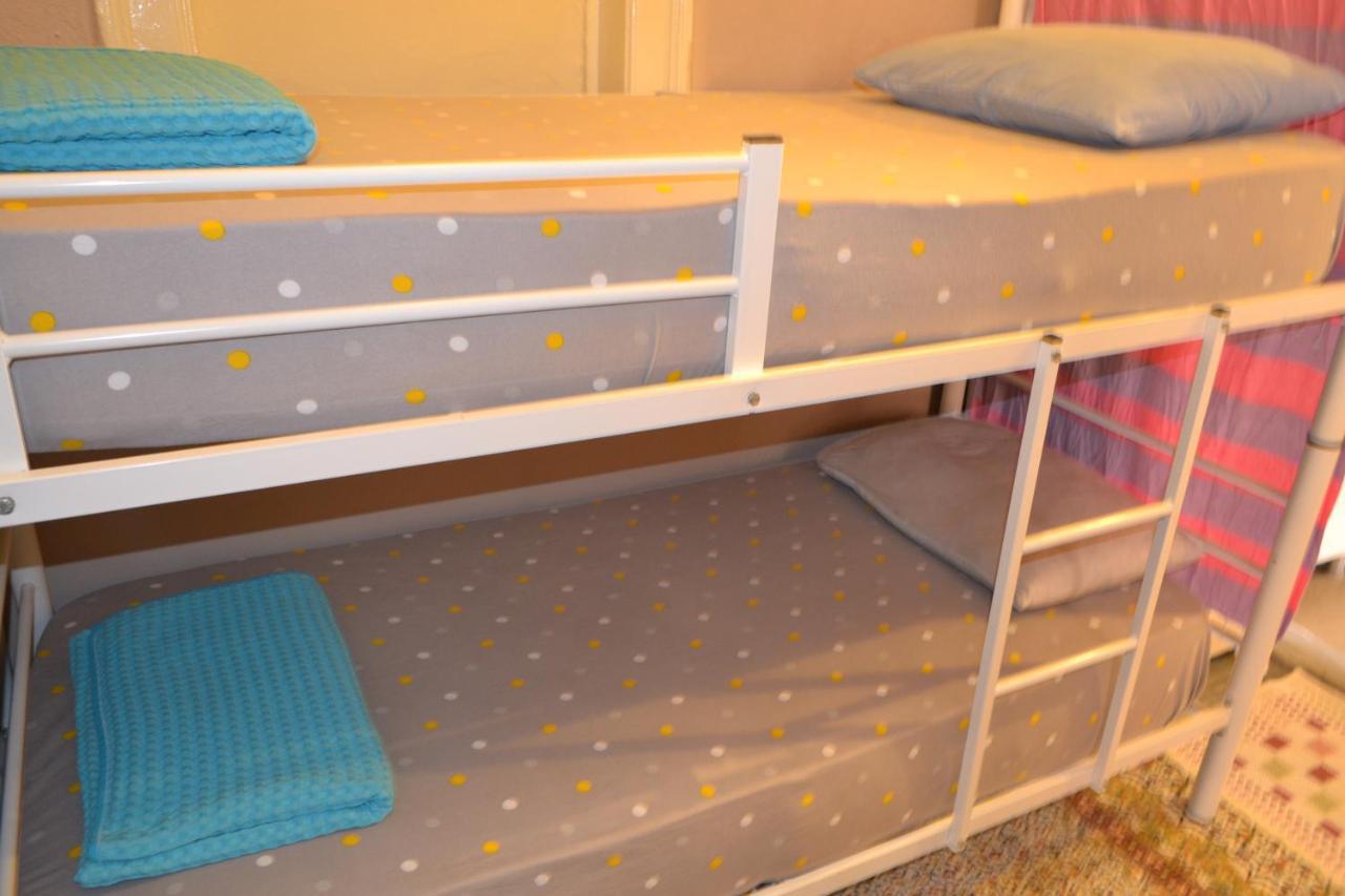 My Happy Home Hostel Измир Стая снимка